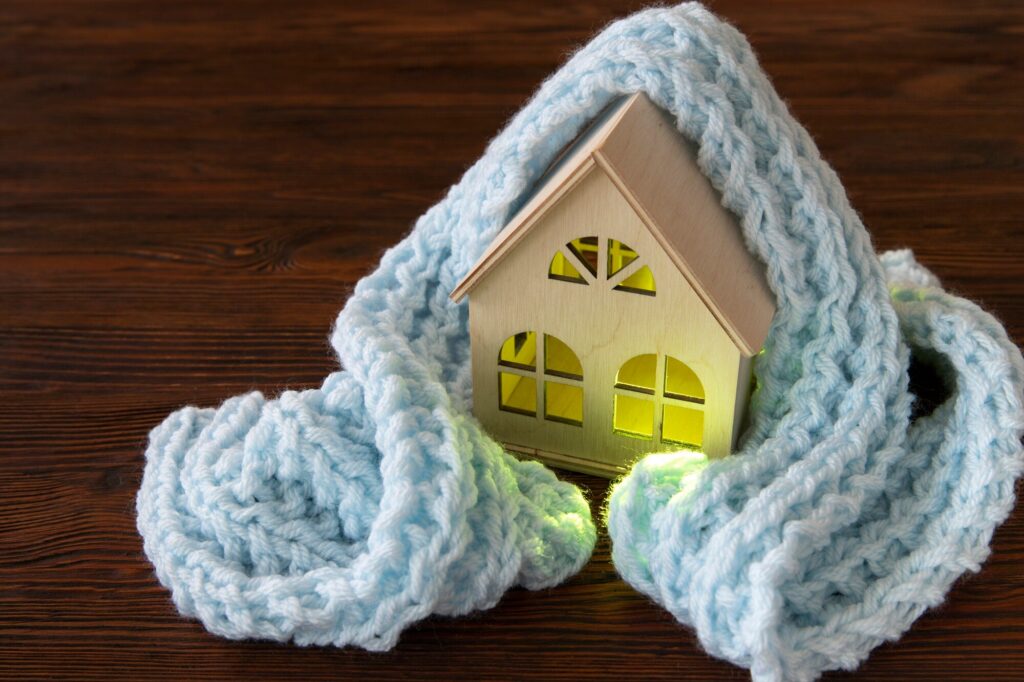 koszt ocieplania natryskowego