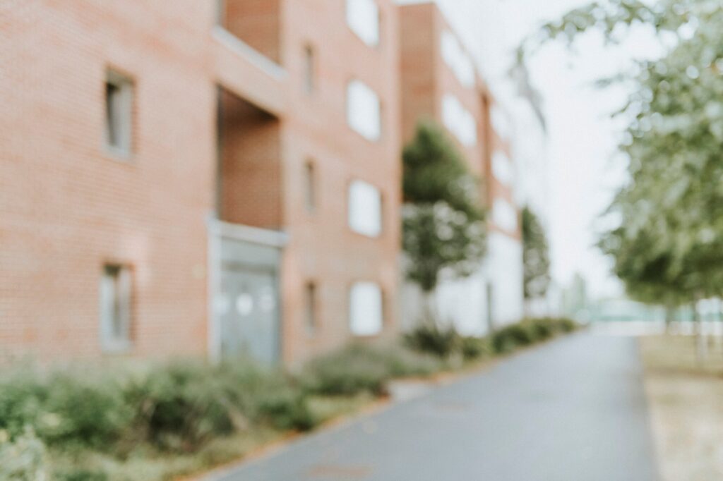 Jak walczyć ze smogiem poprzez właściwą izolację?